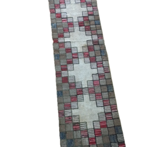 4129 American Hooked Rug 2 ft x 7 ft