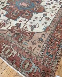 4283 Serapi 9 ft 6 in  x 11 ft 2 in