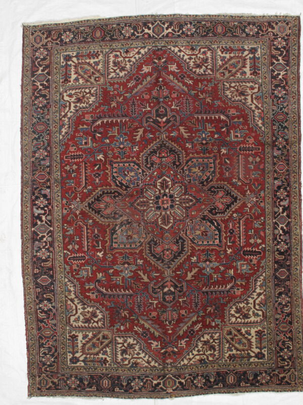 4500 Heriz 7 ft 6 in x 10 ft 5 in