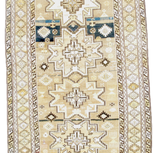 4548 Shirvan 4 ft x 6 ft 5 in