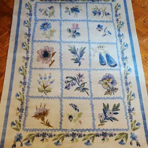 Botanica 300 knot silk rug