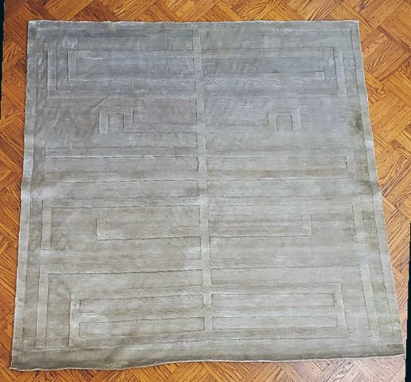 Chinoise silk 300 knot rug