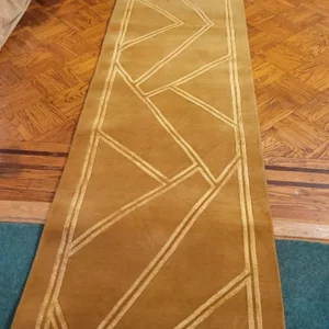 Intrigue Large wool and silk runner