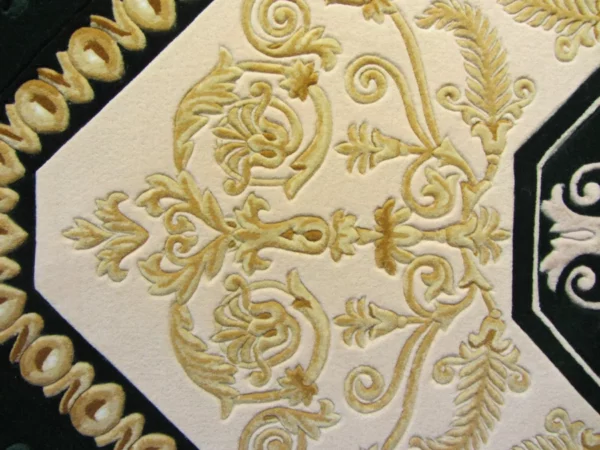 Medallion wool rug. - Image 2