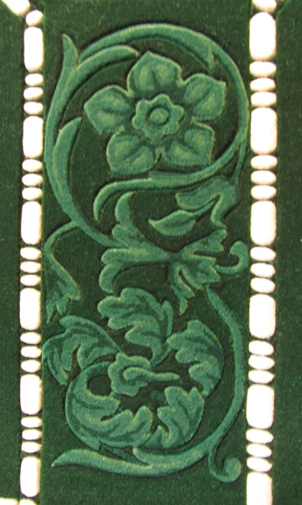 Medallion wool rug. - Image 4