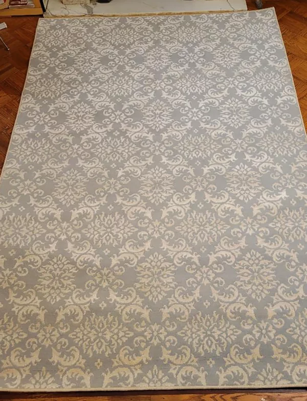 Scrollwork wool & silk